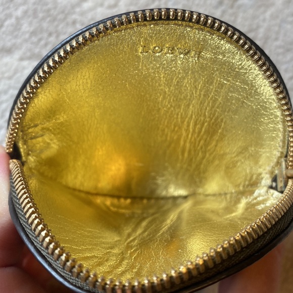 Loewe Round Coin Shiny Zip Pouch Good Luck Charm! - Picture 6 of 13